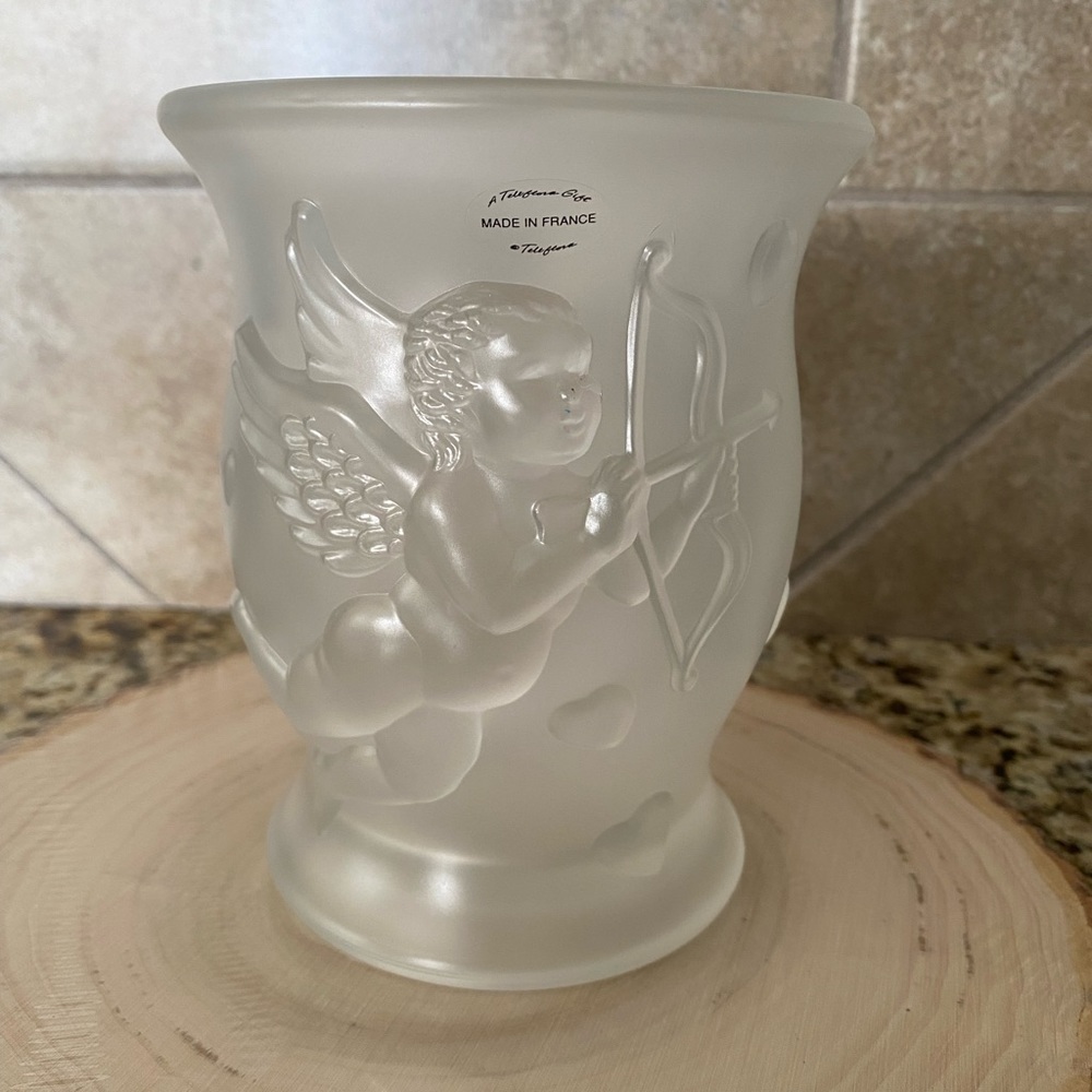 Telaflora Cupid Angel Cherub Arrow Heart Frosted Satin Finish Glass Vase France
